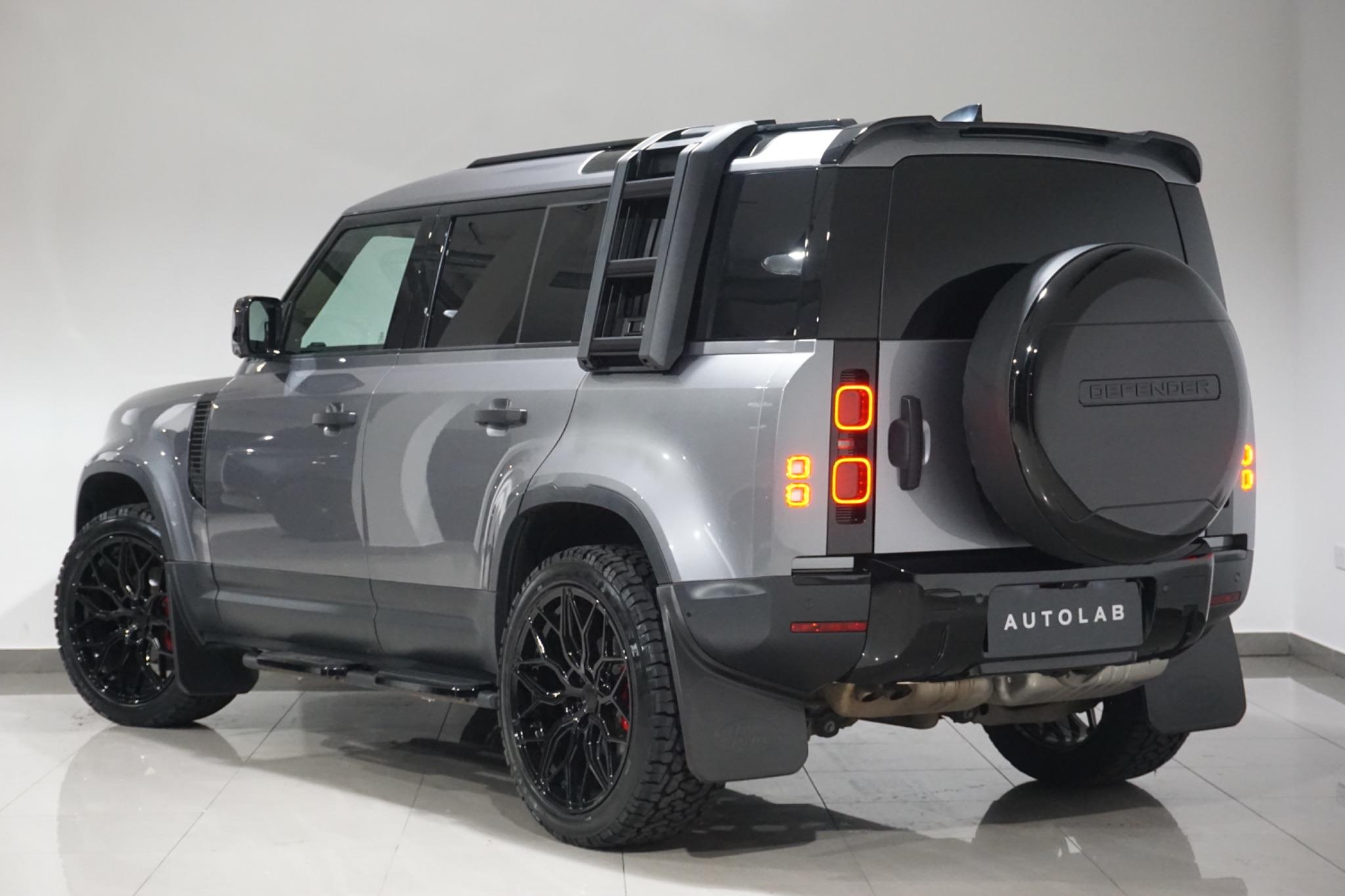 Land Rover Defender 110 3.0 D250 MHEV Hard Top SUV Auto 4WD MWB Euro 6 (s/s) 5dr